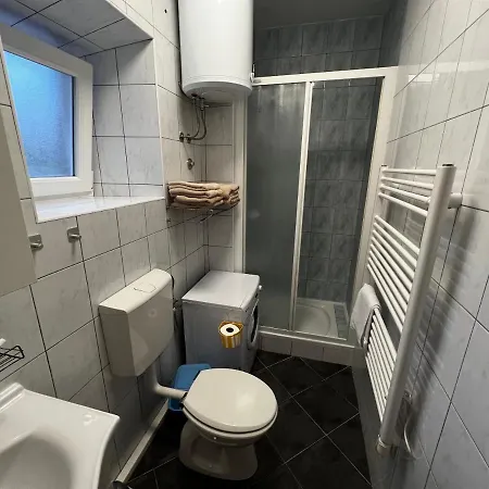 아파트 Jakov