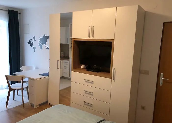 Jakov Apartamento *